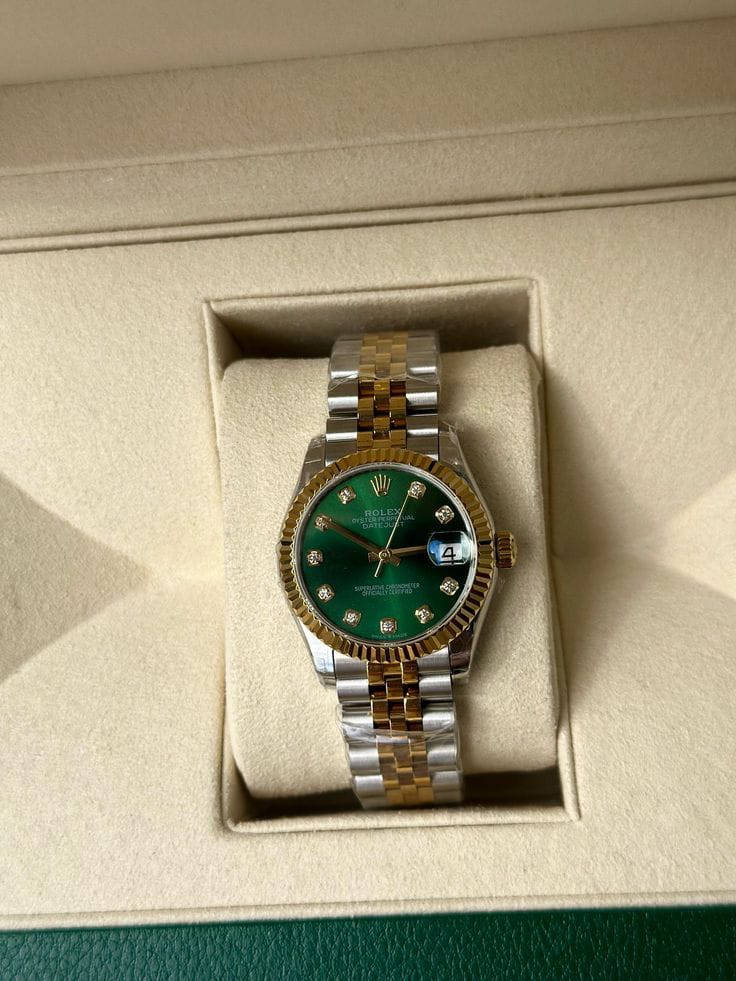 Luxury Green Dial Men's Watch-Stainless Steel