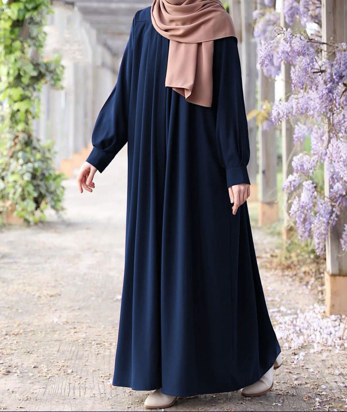 Front Zip &amp; Side Pocket Abaya With Adjustable Belt