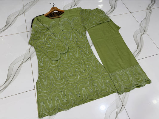 Sleeves,Border Kayawork With Front All'over Chikinkari Embroidery Shirt And Border Chikinkari Emb Flapper 2Pcs