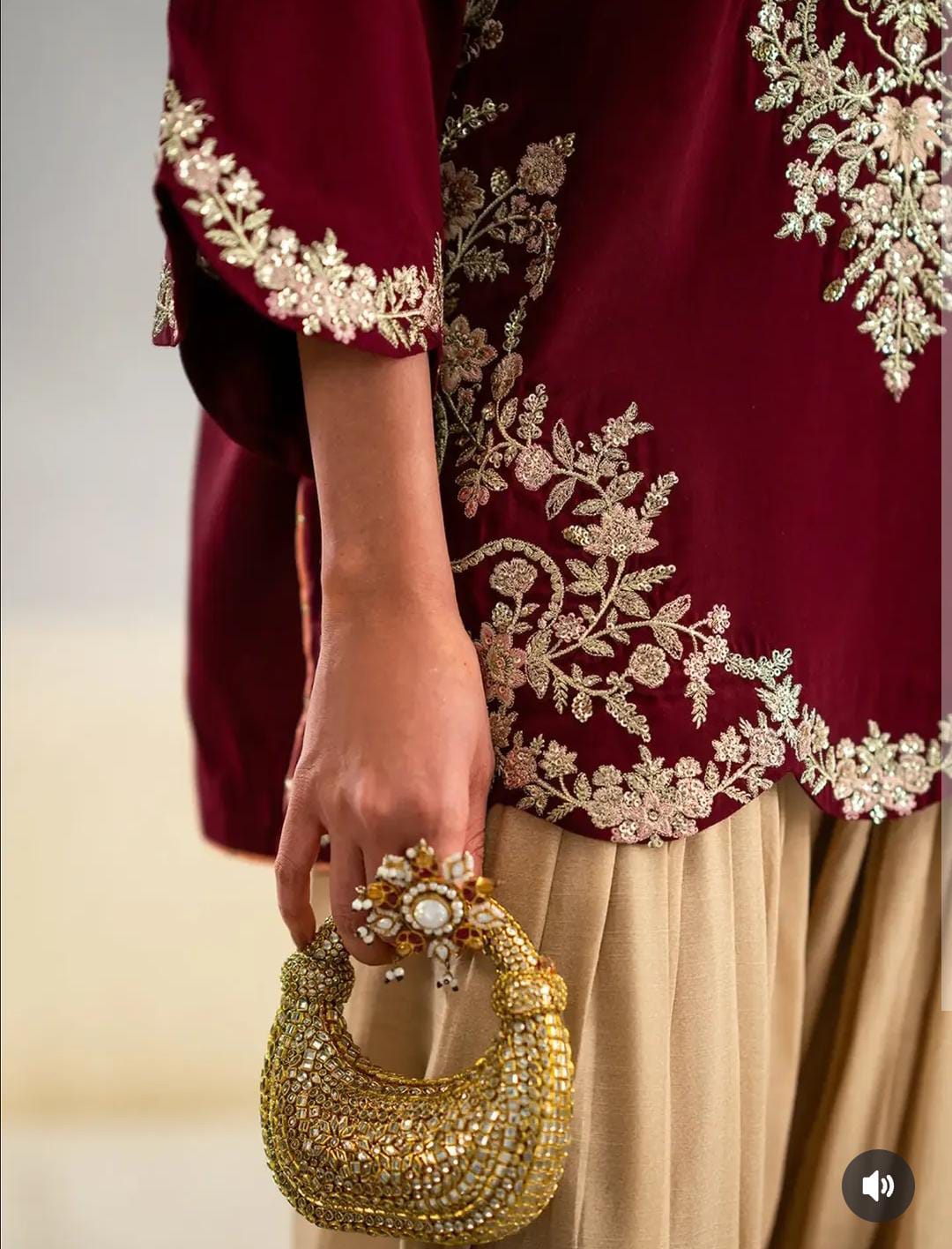 Sequence Embroidery Work On Neck, Front Shirt With Sequence &nbsp;Embroidered Daman ❤️