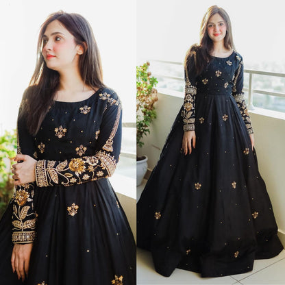 Sequence Bouti with Thread Embroidered Sleeves and front Maxi Embroidered and Trouser 2pcs