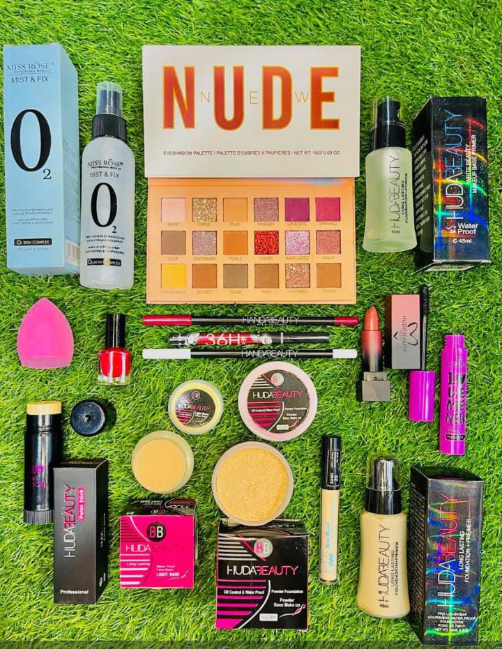 Makeup Deal – Beauty Essentials