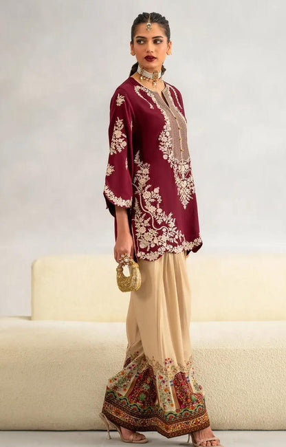 Sequence Embroidery Work On Neck, Front Shirt With Sequence &nbsp;Embroidered Daman ❤️